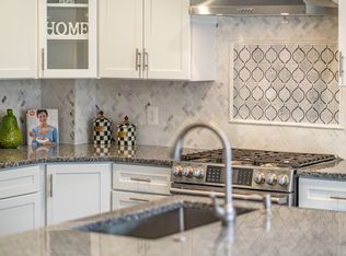 812 Longmeadow St, Longmeadow, MA 01106