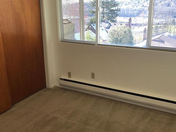 4th image of 2537 13th Ave W #2537A