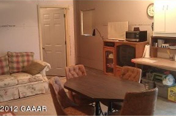 2nd image of 321 Moonlight Bay  SE