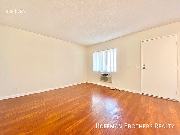 4th image of 5011 Monte Vista St #202