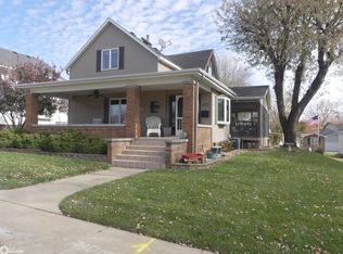 922 N Adams St, Carroll, IA 51401