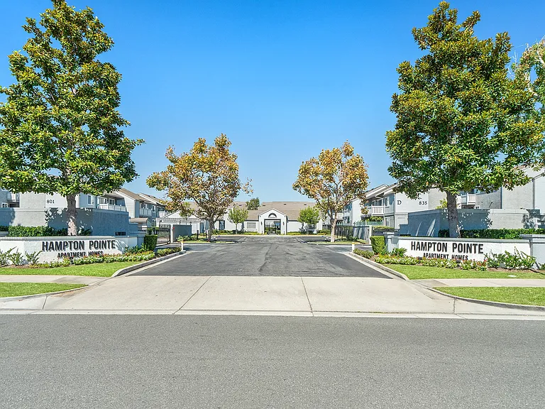 Hampton Pointe — Photo 47