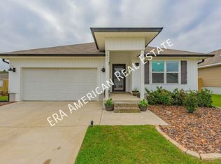 5827 Belmont Stakes Rd, Pensacola, FL 32526