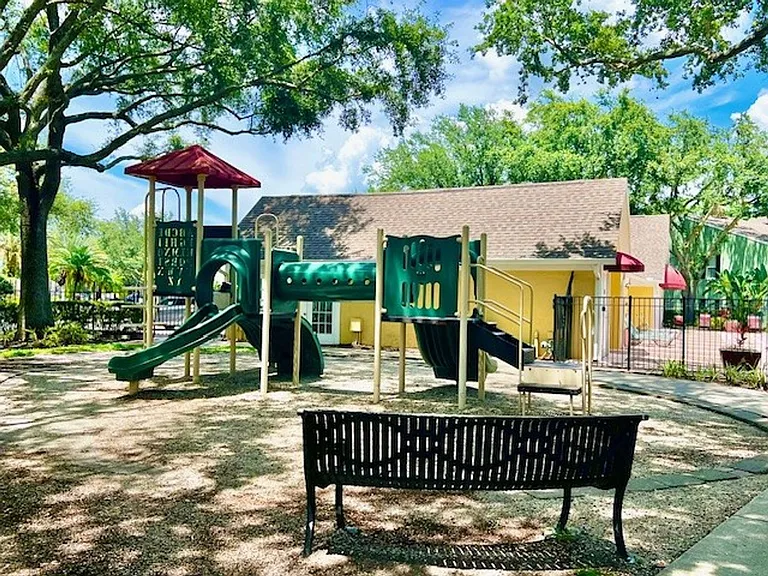 2071 Dixie Belle Dr #K — Photo 31