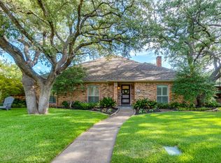9035 Maguires Bridge Dr, Dallas, TX 75231