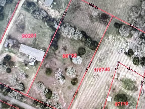 3rd image of 160 Rosanky Cattle Company Rd #R