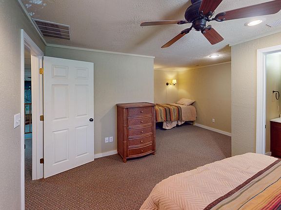 32nd image of 1532 Jackson Hill Rd