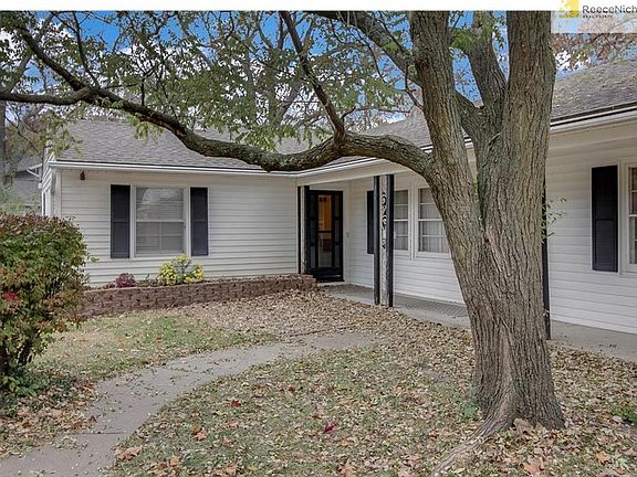 2nd image of 6307 Robin Hood Dr
