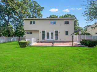 32 Clarkson Rd, Centereach, NY 11720