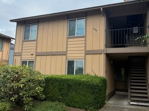 1246 NE 27th St, McMinnville, OR 97128