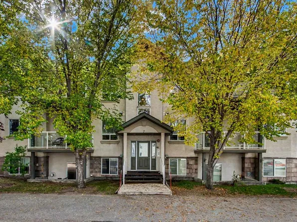 7 N Crystal Ridge Cv #302, Strathmore, AB T1P 1R6