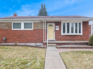 24794 Greenbrier Ave, Eastpointe, MI