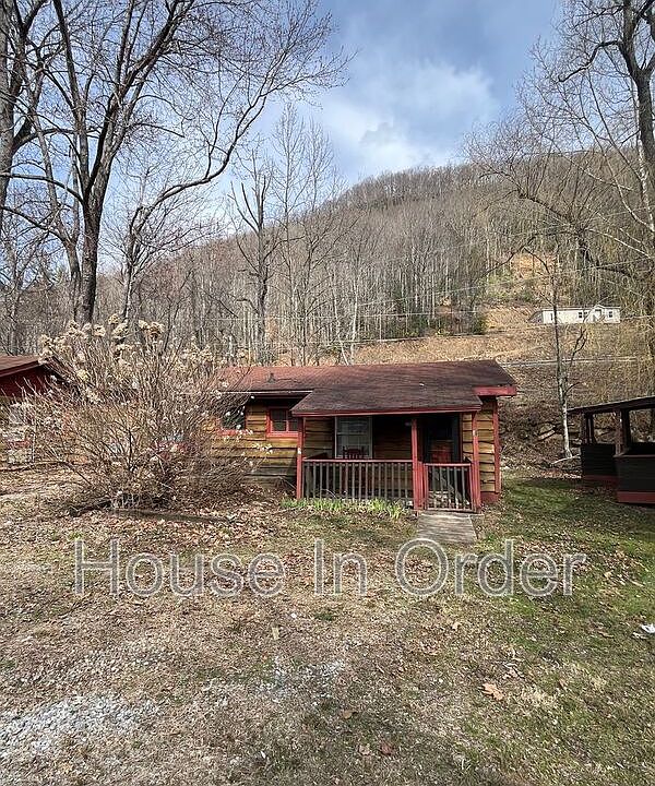 1st image of 153 Cottage Dr
