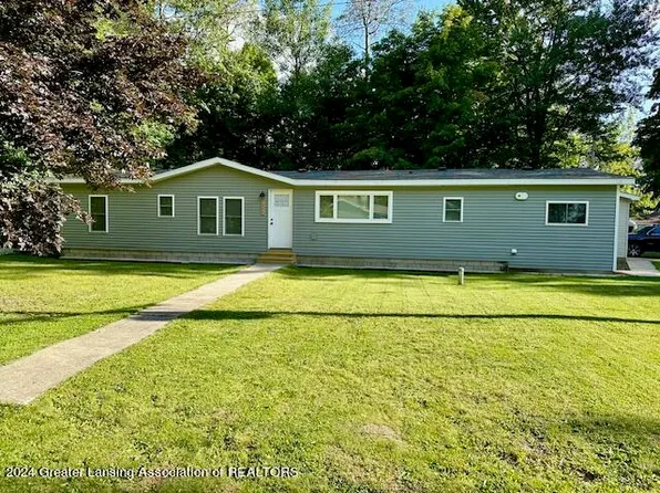 7211 W Missaukee Blvd, Lake City, MI 49651