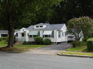 129 S Flagg St, Worcester, MA 01602