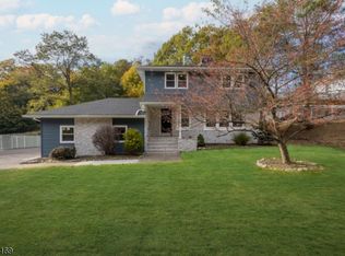 10 Mountain Ave, Woodland Park, NJ