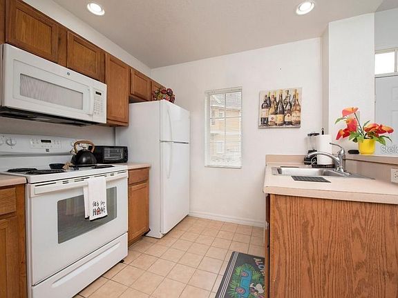 5th image of 4012 Santa Maria Dr APT 101