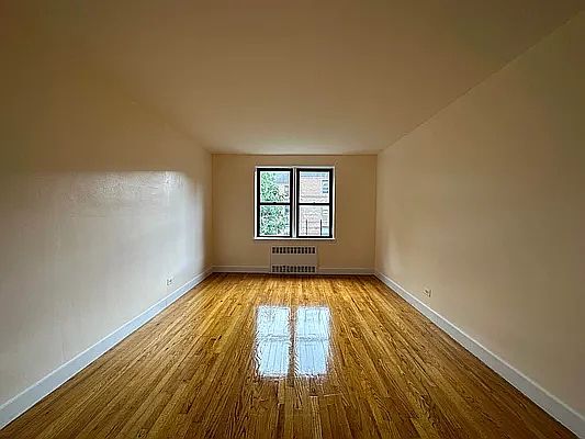 1st image of 8319 116th St APT 5F