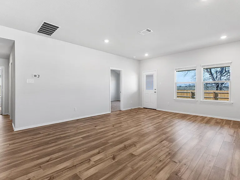 504 Wyatt Way — Photo 10