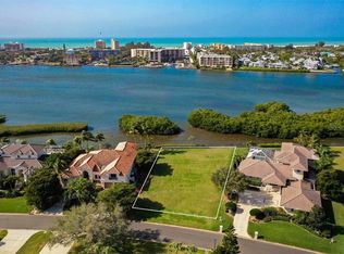 Tidewood Ave, Sarasota, FL 34231