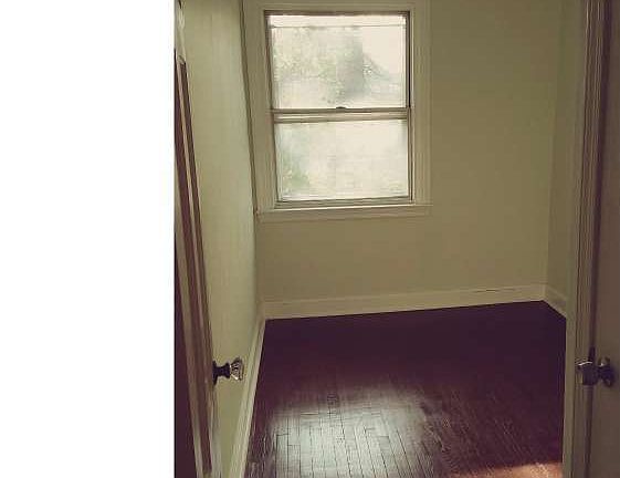 5th image of 260 Childs Ave