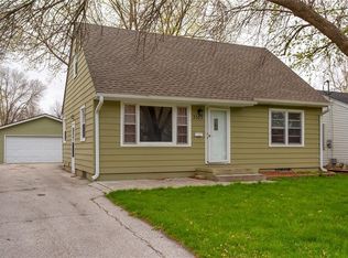 3103 Madison Ave, Des Moines, IA 50310