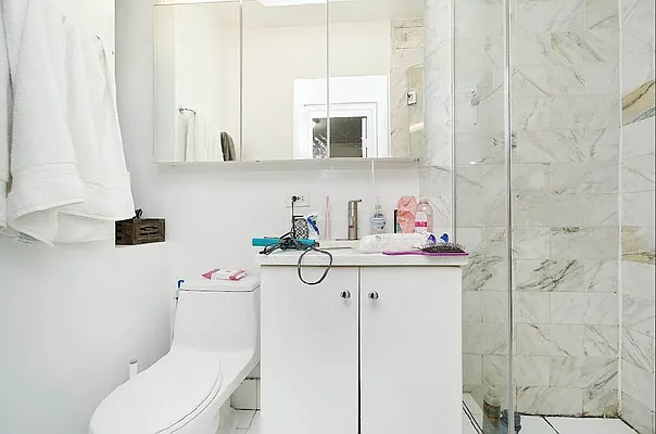 Rented by Living New York | media 8