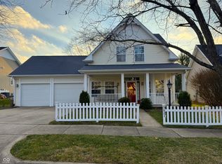 5621 Black Oak Dr, Columbus, IN 47201