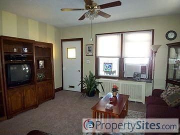 2nd image of 7231-33 Lawndale St