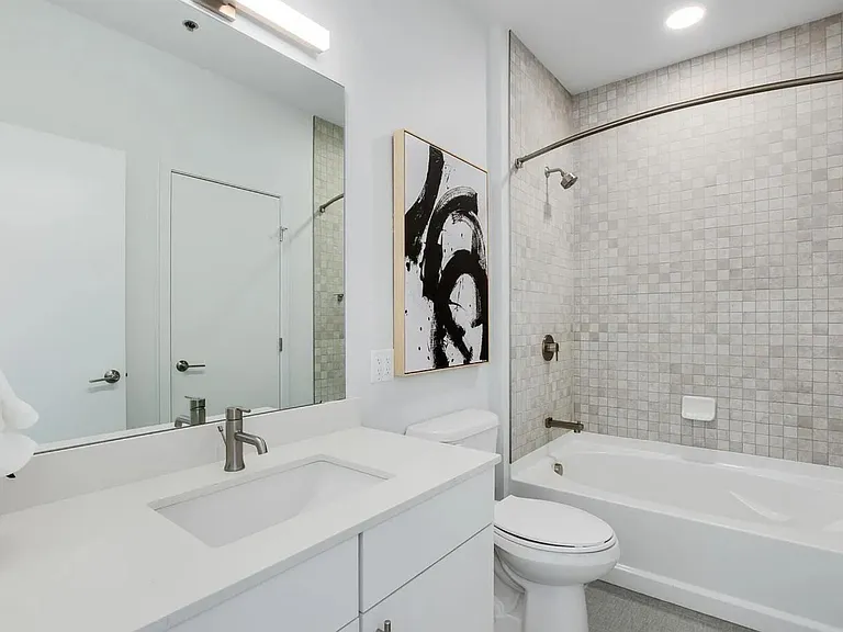 3703 N Marion St — Photo 16