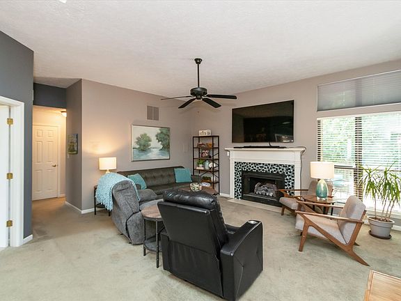 3rd image of 5365 Chipwood Ln