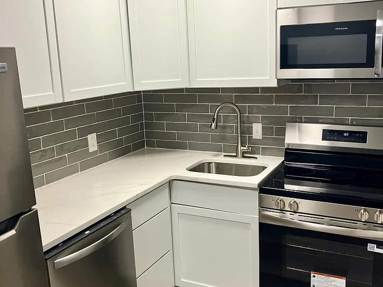 Laclede Forest Apartments — Photo 7