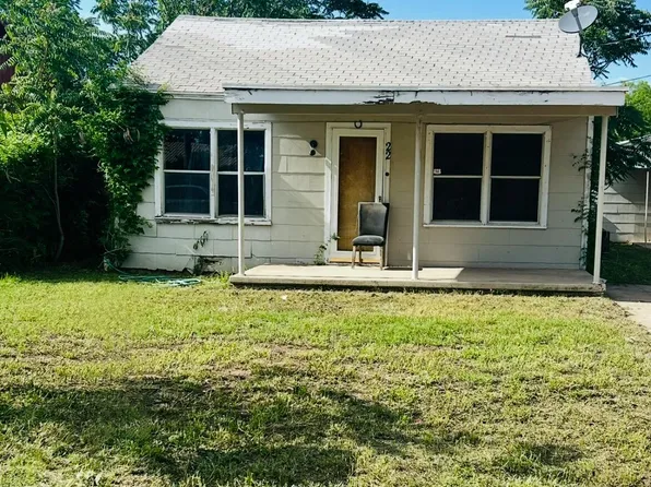 22 E 39th St, San Angelo, TX 76903