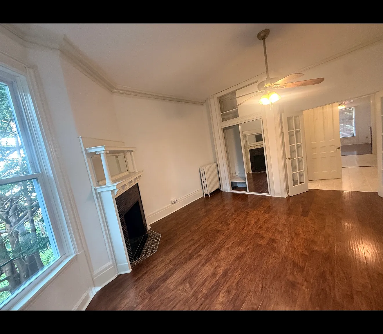 3 bed, $2,500 — Photo 2