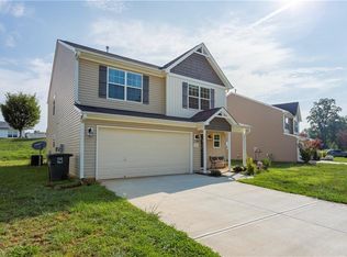 3023 Desmond Woods Dr, Greensboro, NC 27405
