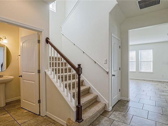 3rd image of 4008 Brookshire Cir