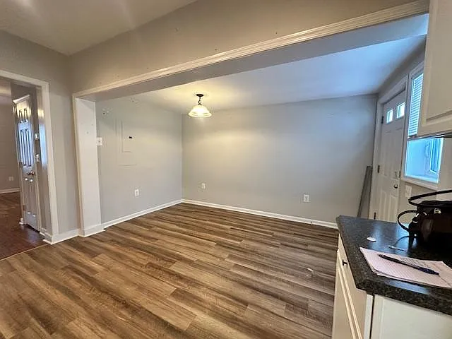 133 W Main St — Photo 3