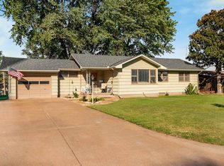 612 N Kansas Ave, Anthony, KS 67003