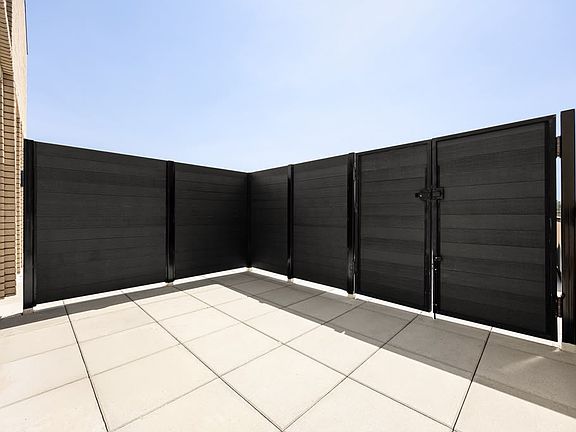 5th image of 100 Sullivan Pl #404