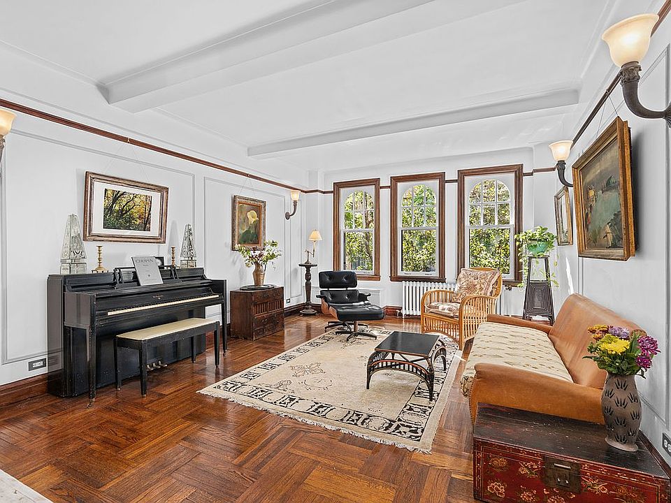 1st image of 123 W 74th St APT 2A