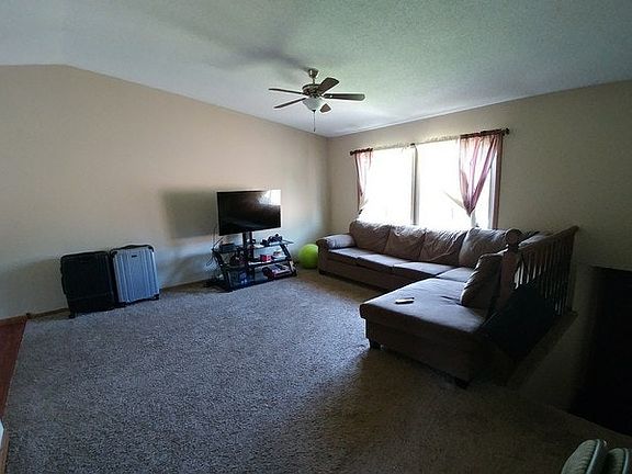 3rd image of 7040 Louisiana Ave N