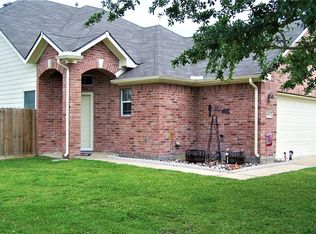 1447 Barras St, Alvin, TX 77511