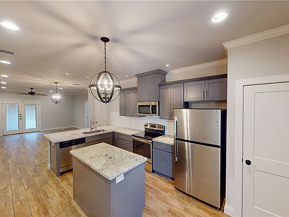 2nd image of 203 Brentwood Dr E APT 44