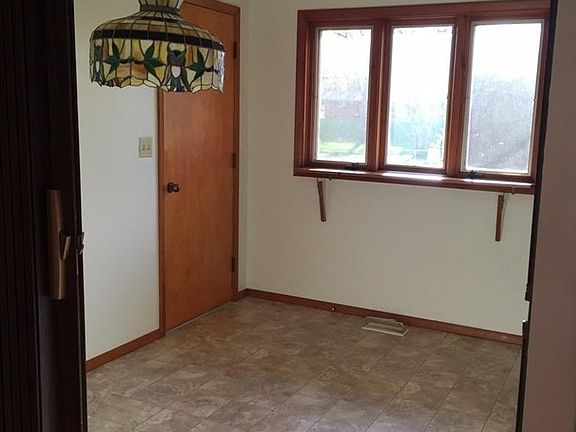 2nd image of 2095 S Linda Dr