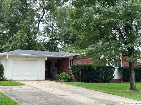8753 Grand Ave, Omaha, NE 68134