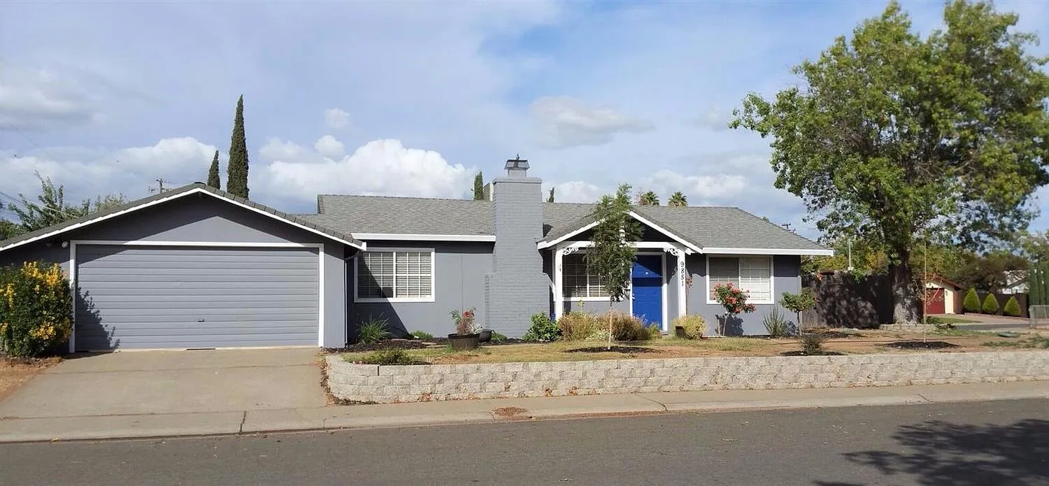 9851 Mars Way photo 1