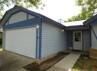 11043 Almond Park, San Antonio, TX 78249