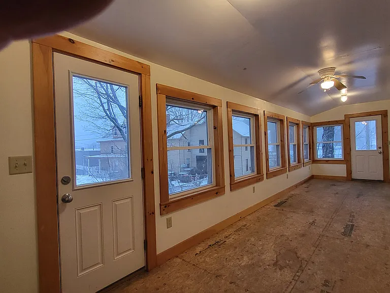 46 Crescent St #1 — Photo 4