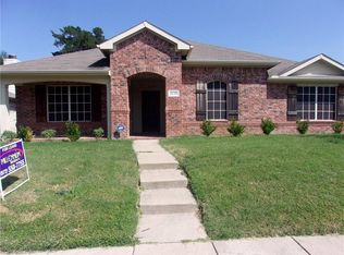 2135 Fair Weather Dr, Lancaster, TX 75146