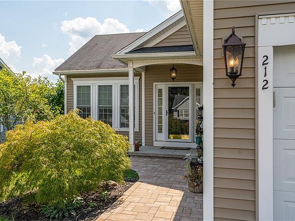4th image of 212 Westcombe Park